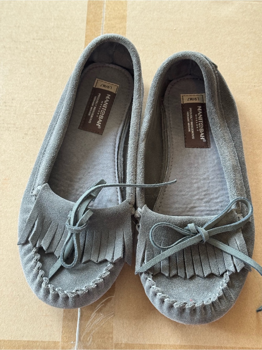 Manitobah Women's Gray Suede Fringe Moccasins